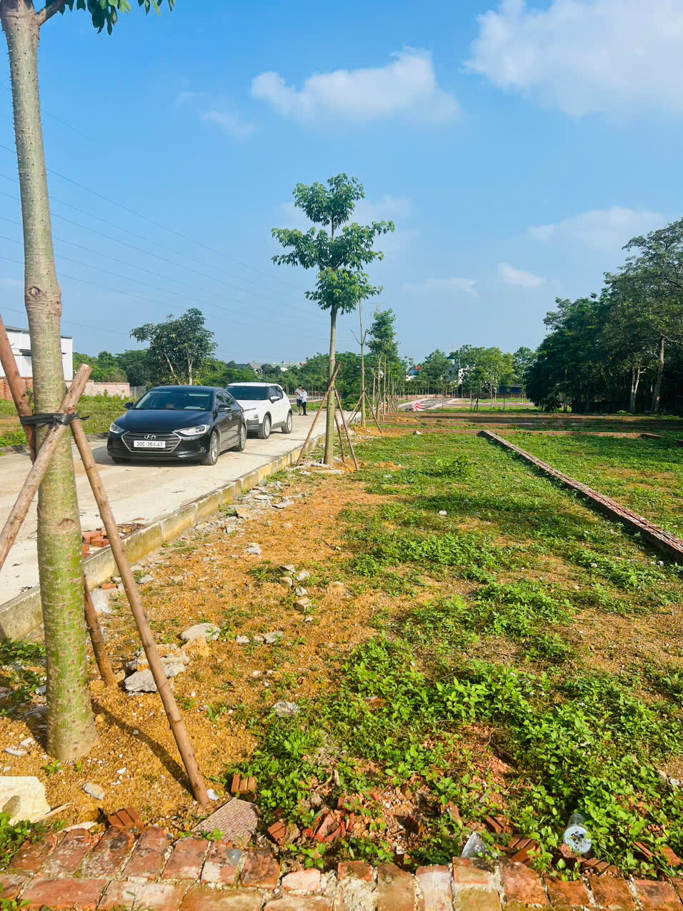 Đất nền Láng Hòa Lạc 100m2 giá 2.7 tỷ – gần trung tâm thương mại, tiện kinh doanh  Nguyễn Hùng BĐS - Ảnh 4